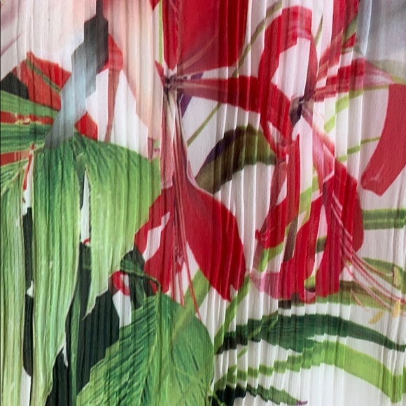 Ted Baker Flower Blouse - Picture 6 of 7